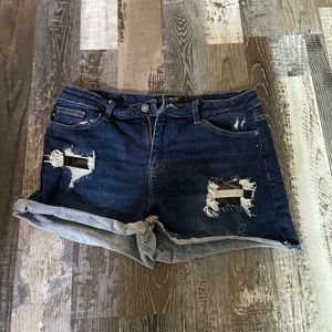 Judy Blue Jean shorts size L